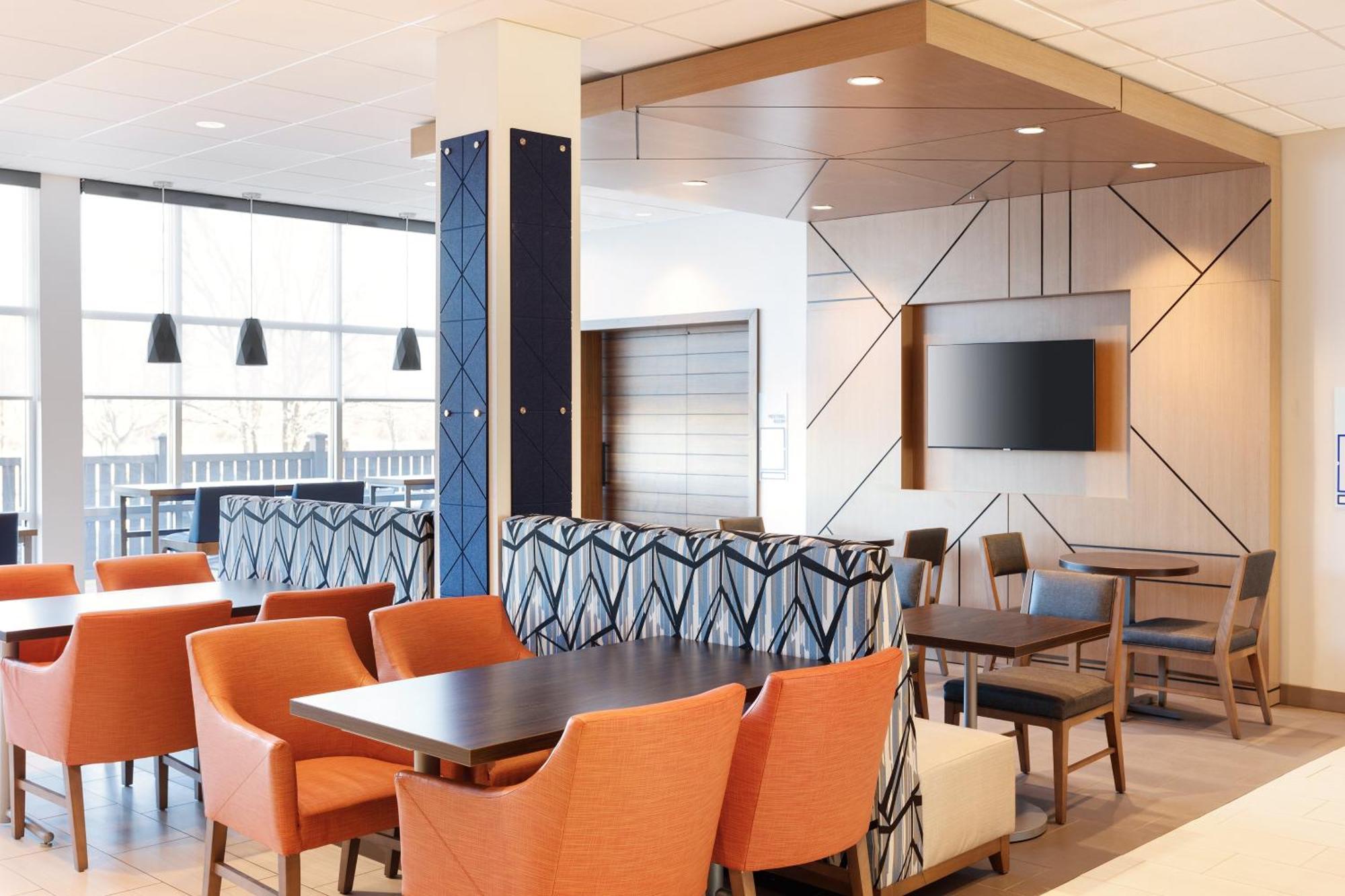 Holiday Inn Express & Suites Memphis East By Ihg Bagian luar foto