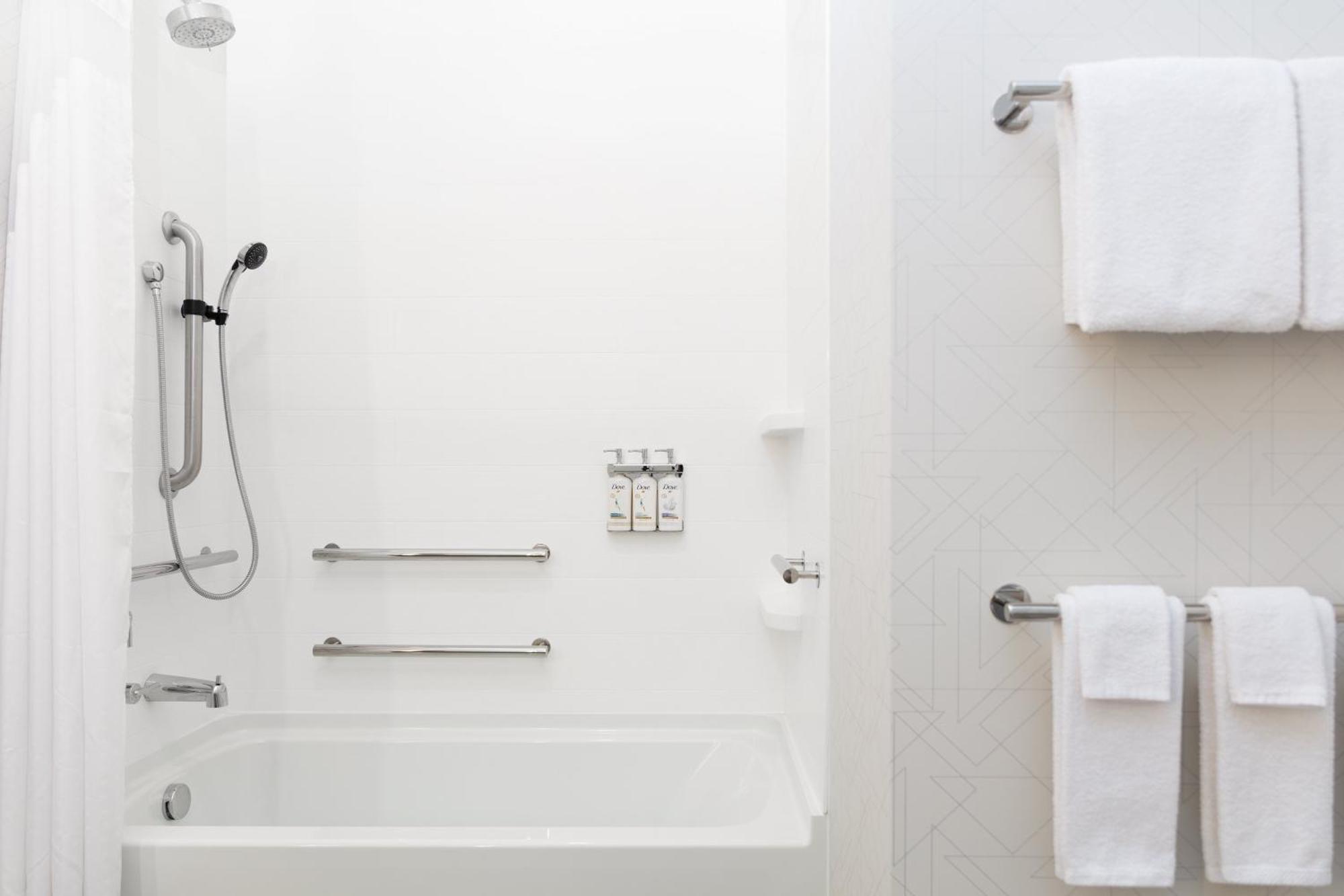 Holiday Inn Express & Suites Memphis East By Ihg Bagian luar foto